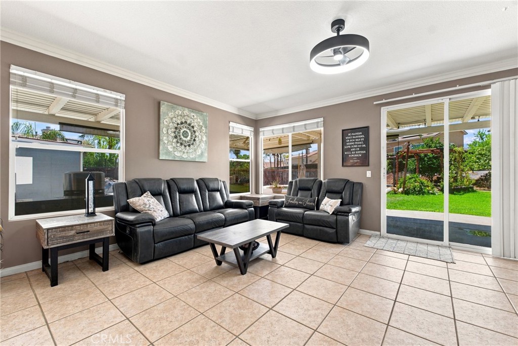25075 Bonnet Circle Property Photo 7