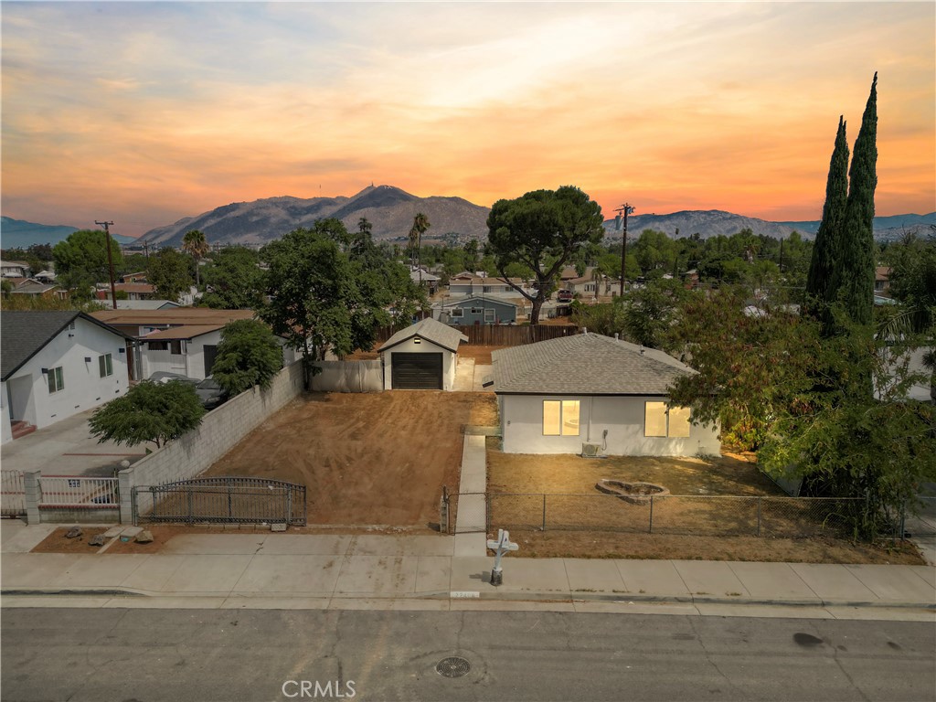 22400 Sherman Property Photo 1