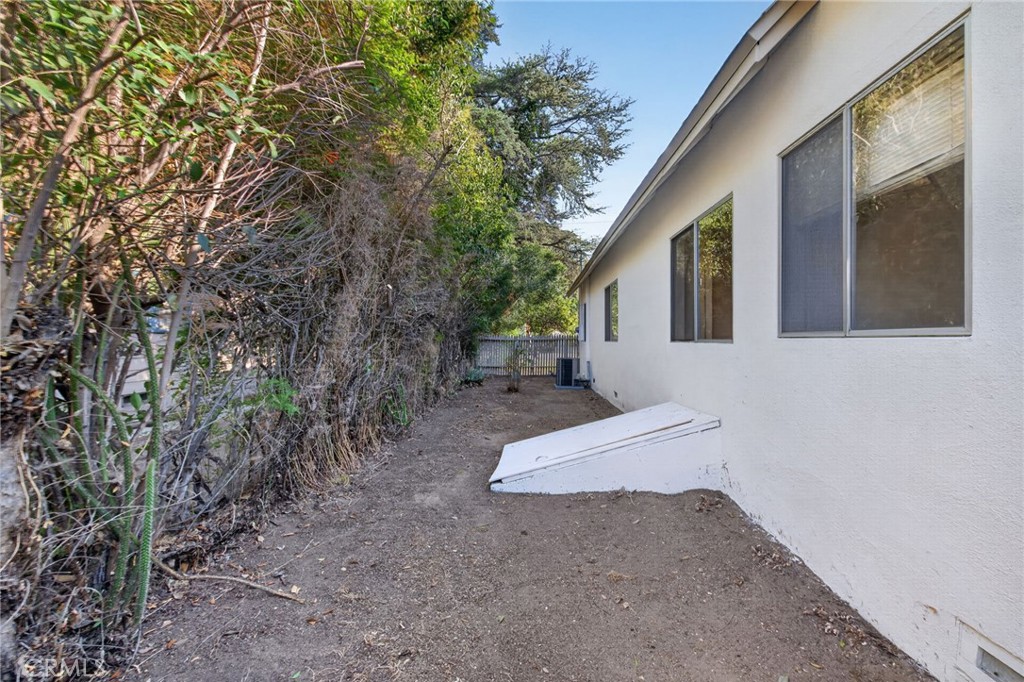 4637 Sierra Street Property Photo 44