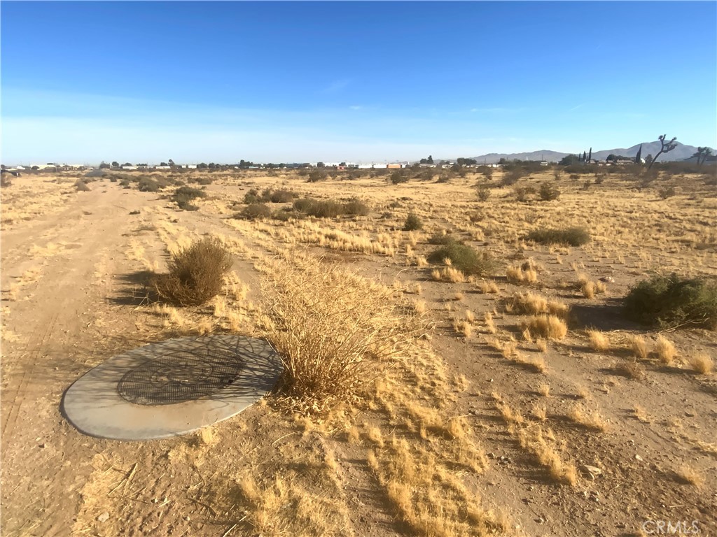 1 Air Expressway Property Photo 1