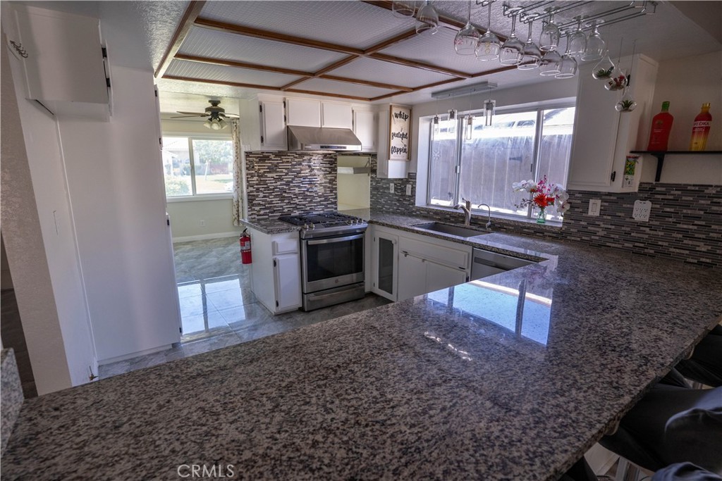 12825 Bermuda Dunes Property Photo 12