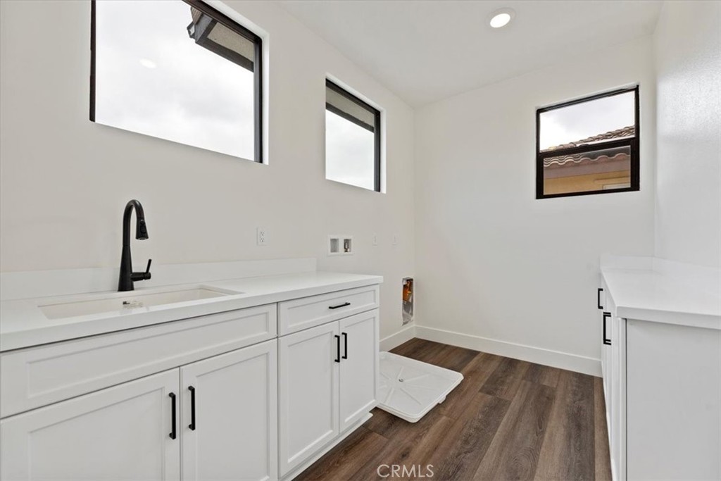 951 N Avenue 66 Property Photo 20