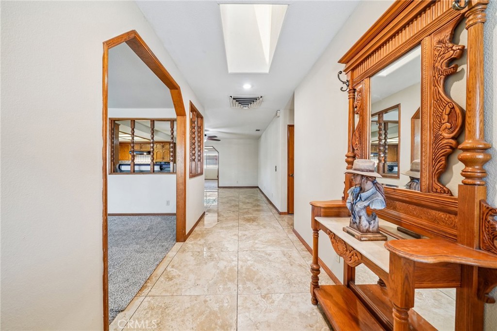 575 Lauresa Property Photo 4