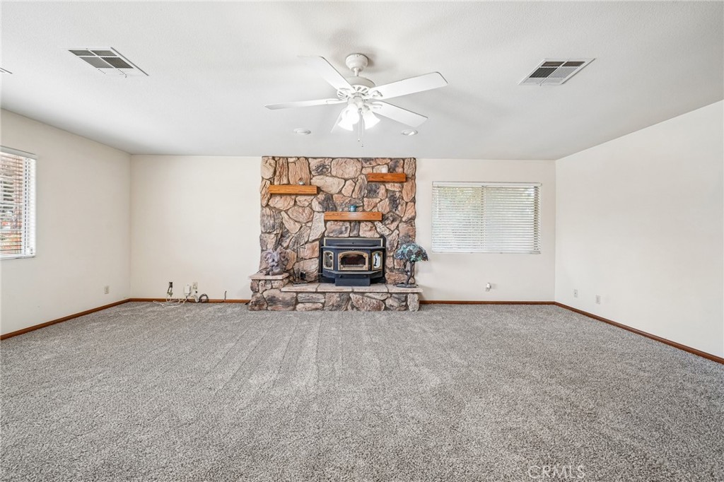 575 Lauresa Property Photo 5