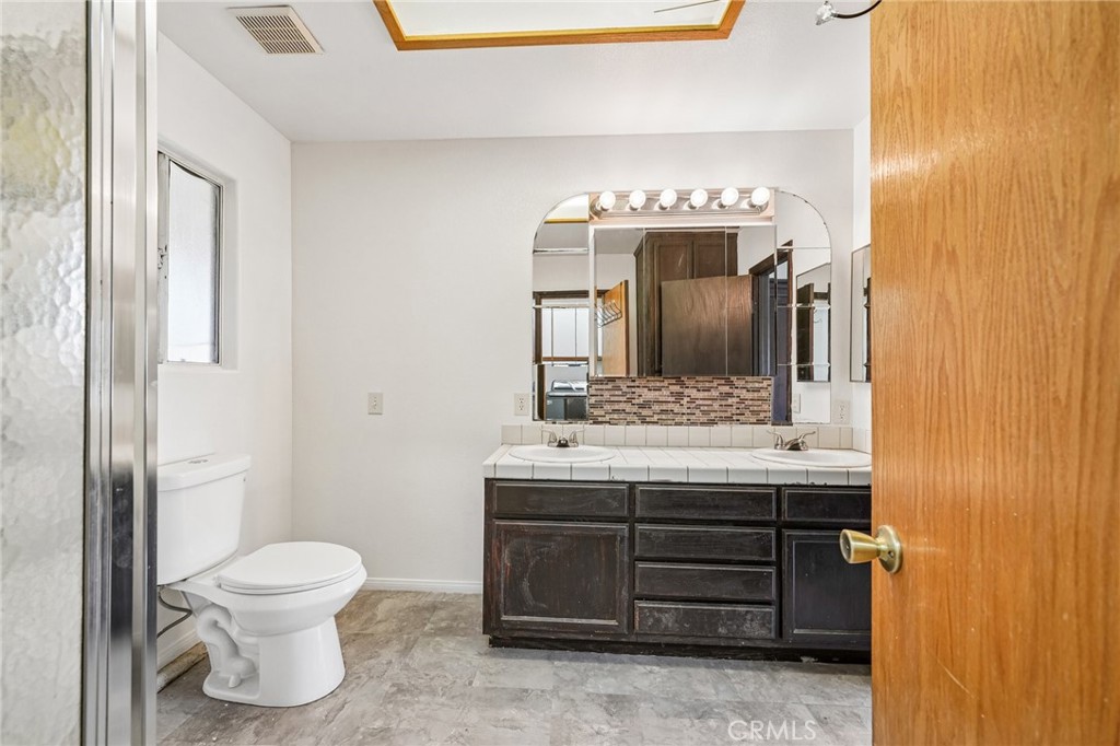 575 Lauresa Property Photo 12