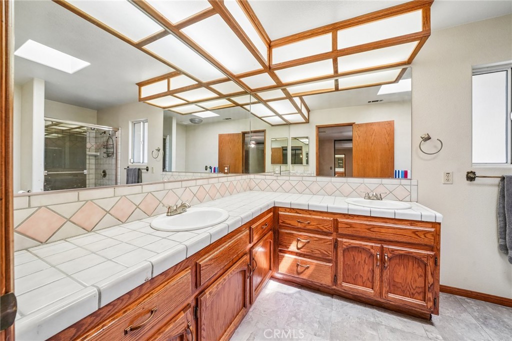 575 Lauresa Property Photo 15