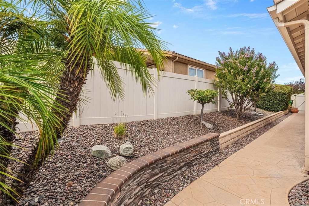 266 Bridle Trail Property Photo 32