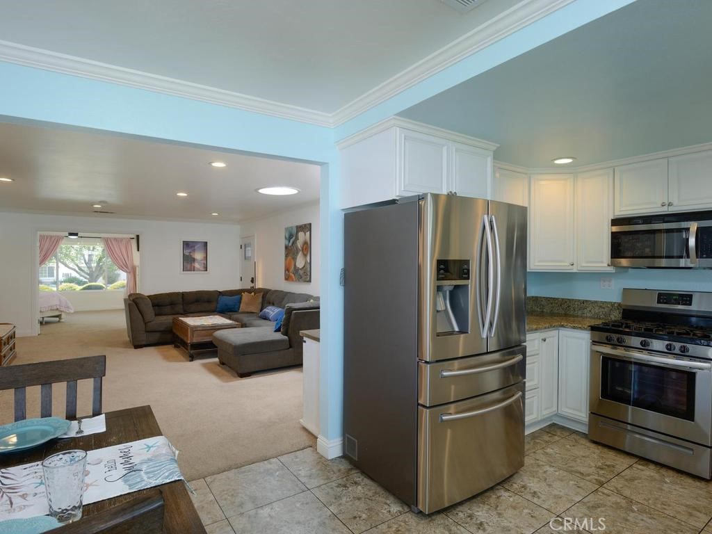 7064 Lion Property Photo 11