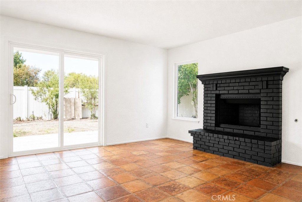 23711 Redbark Property Photo 6