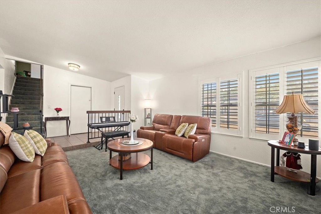 7370 Palm Property Photo 4