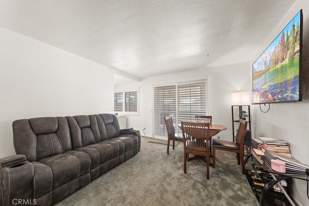 7370 Palm Property Photo 5