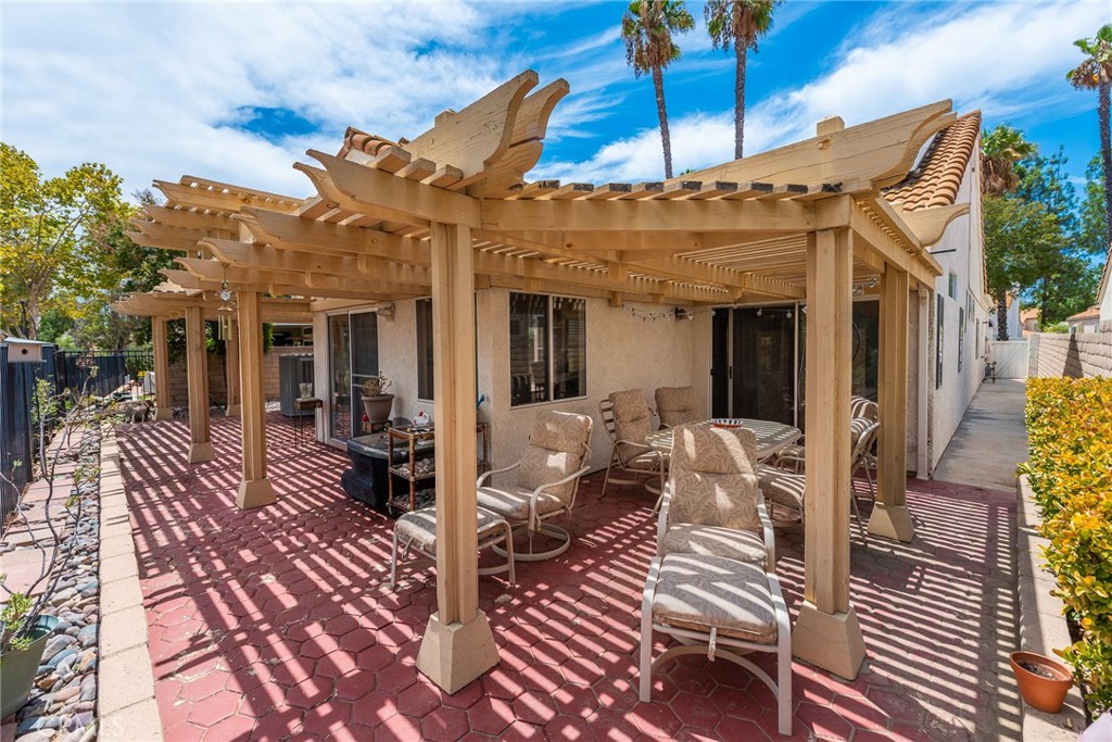 40536 Via Estrada Property Photo 5