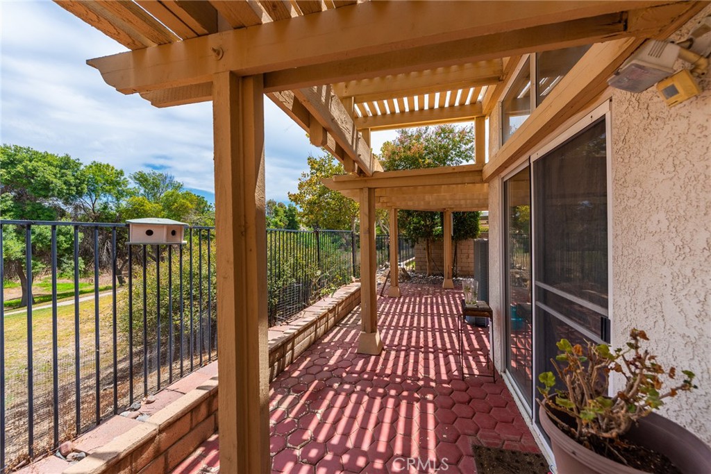 40536 Via Estrada Property Photo 6