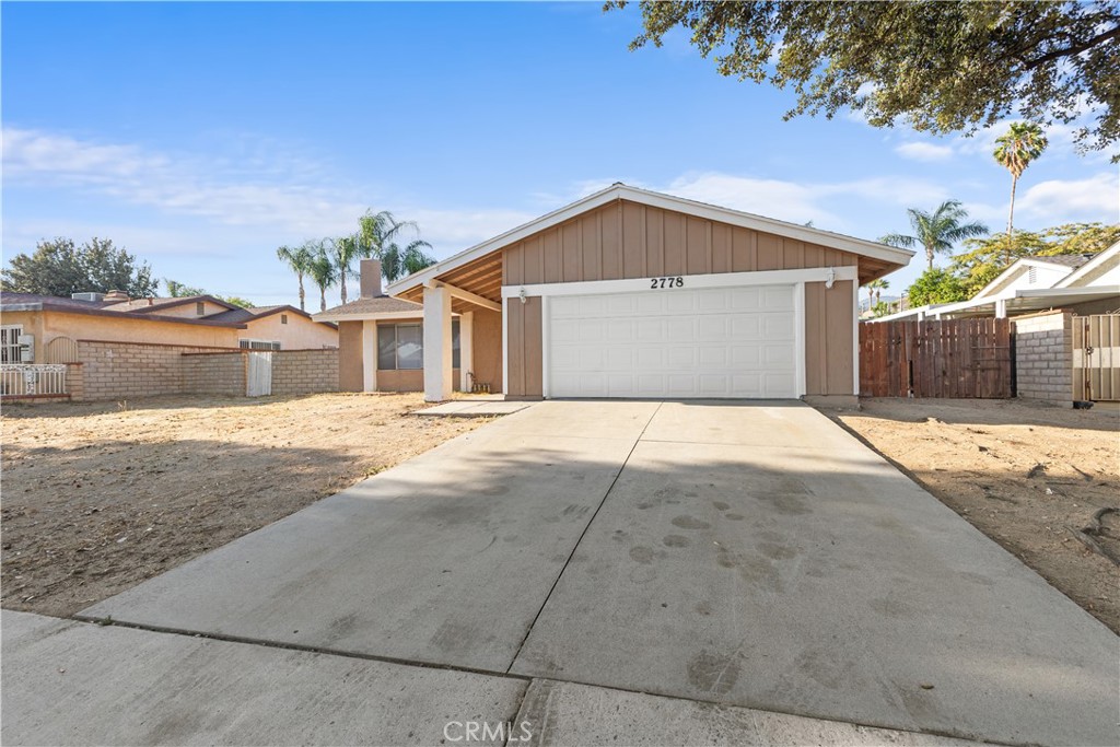 2778 28th Property Photo 3