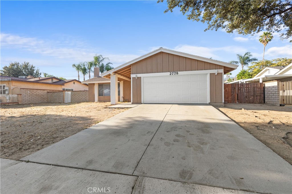 2778 28th Property Photo 3