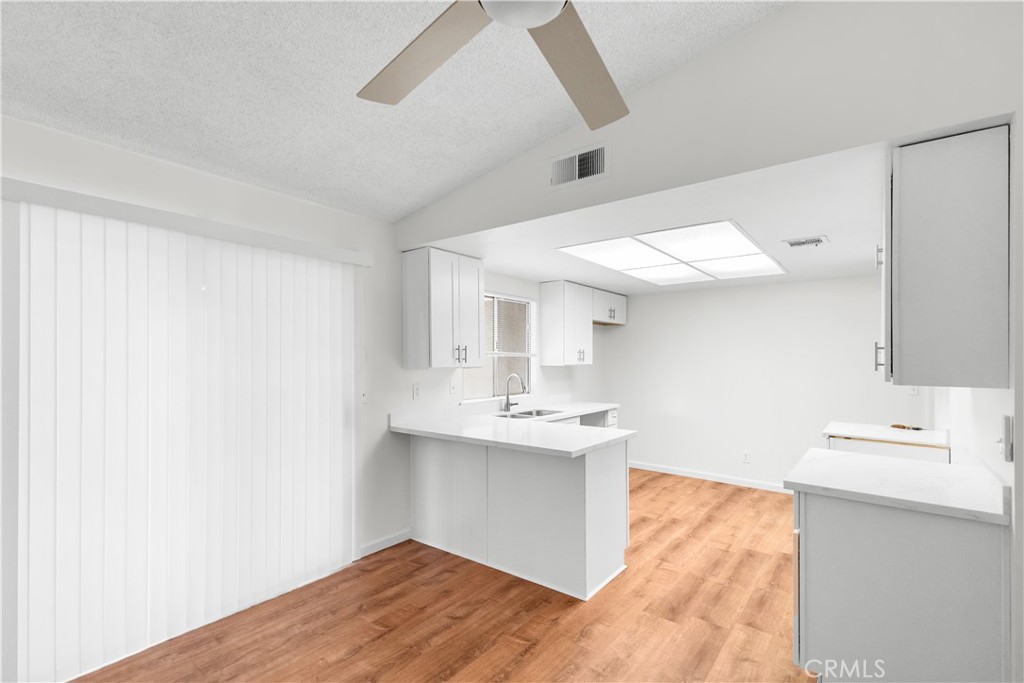 2778 28th Property Photo 11