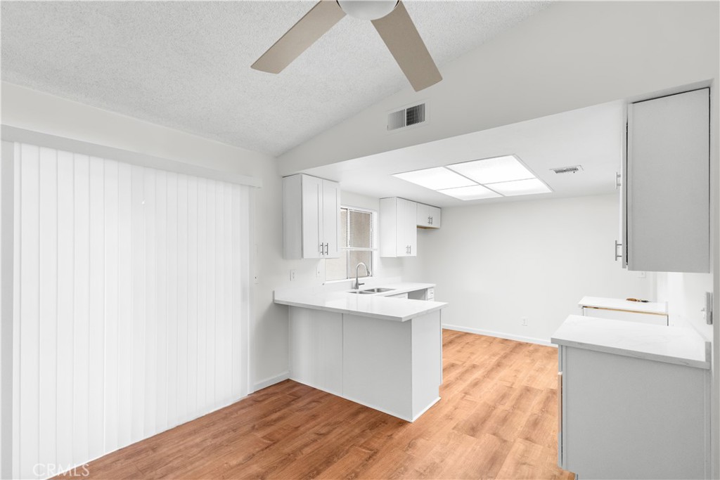 2778 28th Property Photo 11