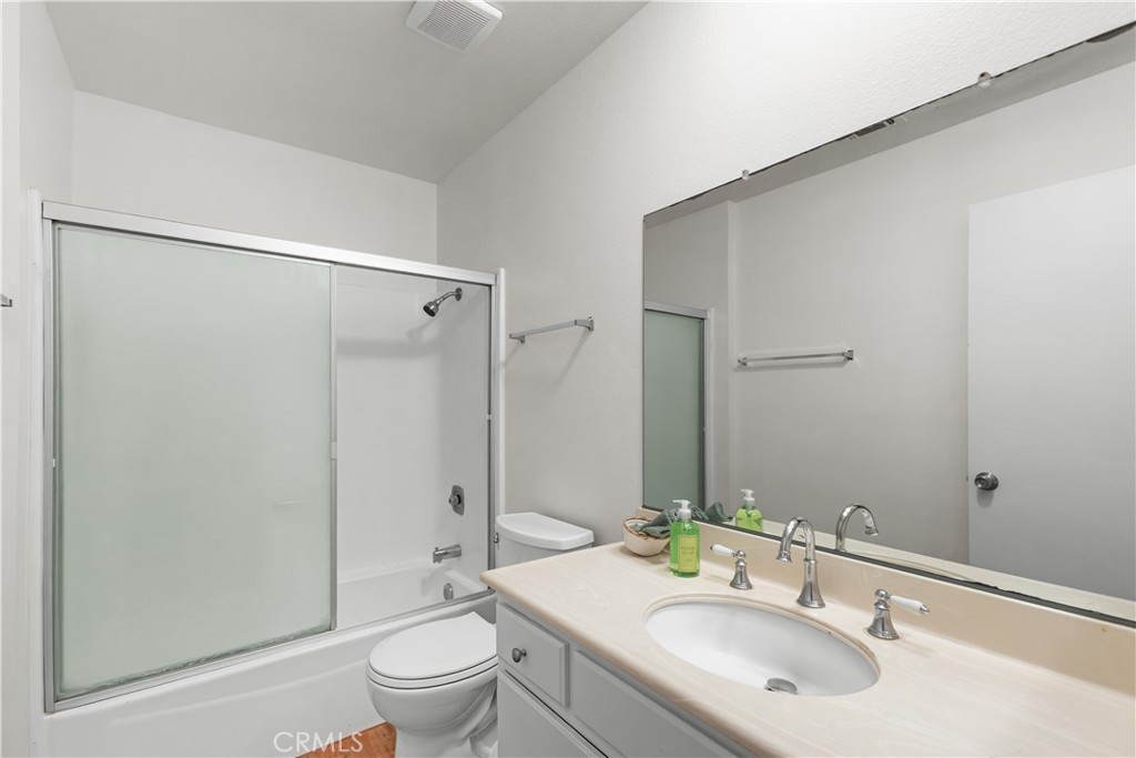 2778 28th Property Photo 18