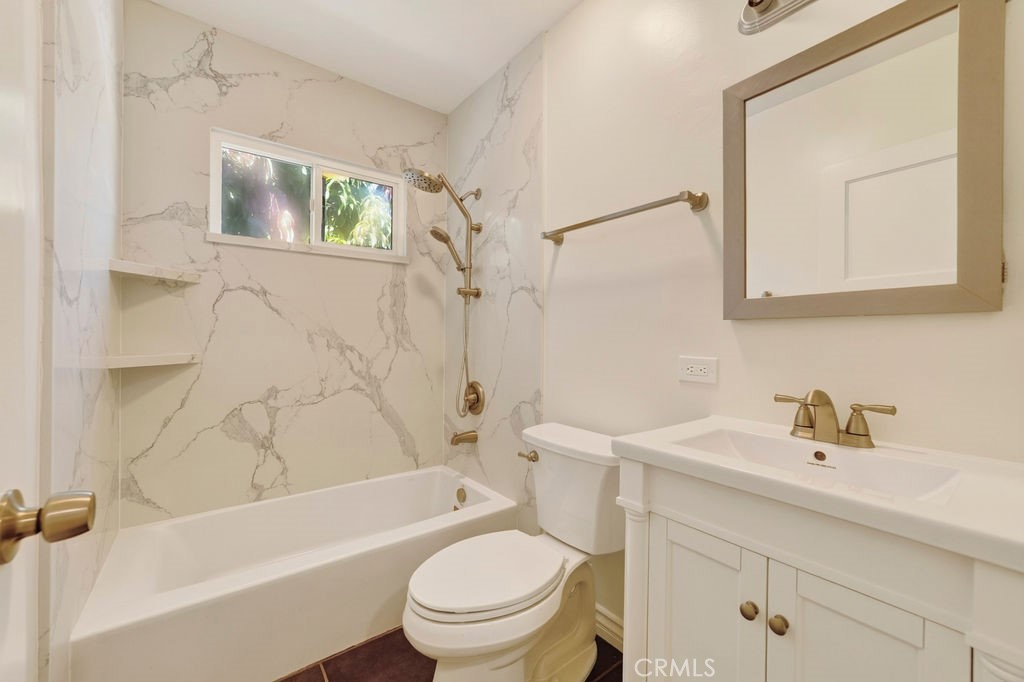 153 Cedar Turn Property Photo 23