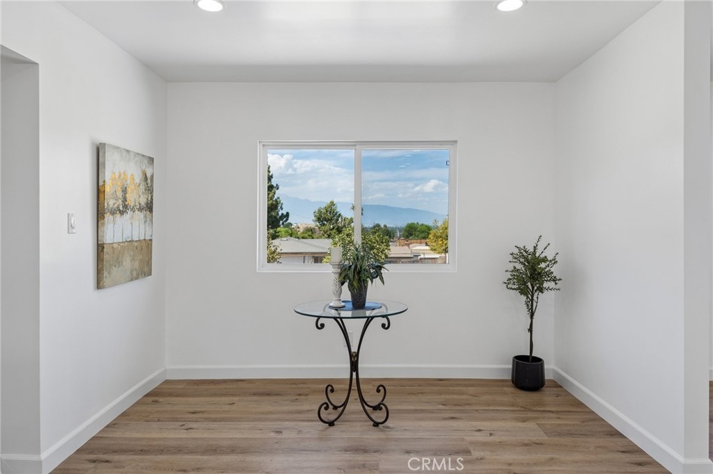 4818 Crestview Property Photo 8