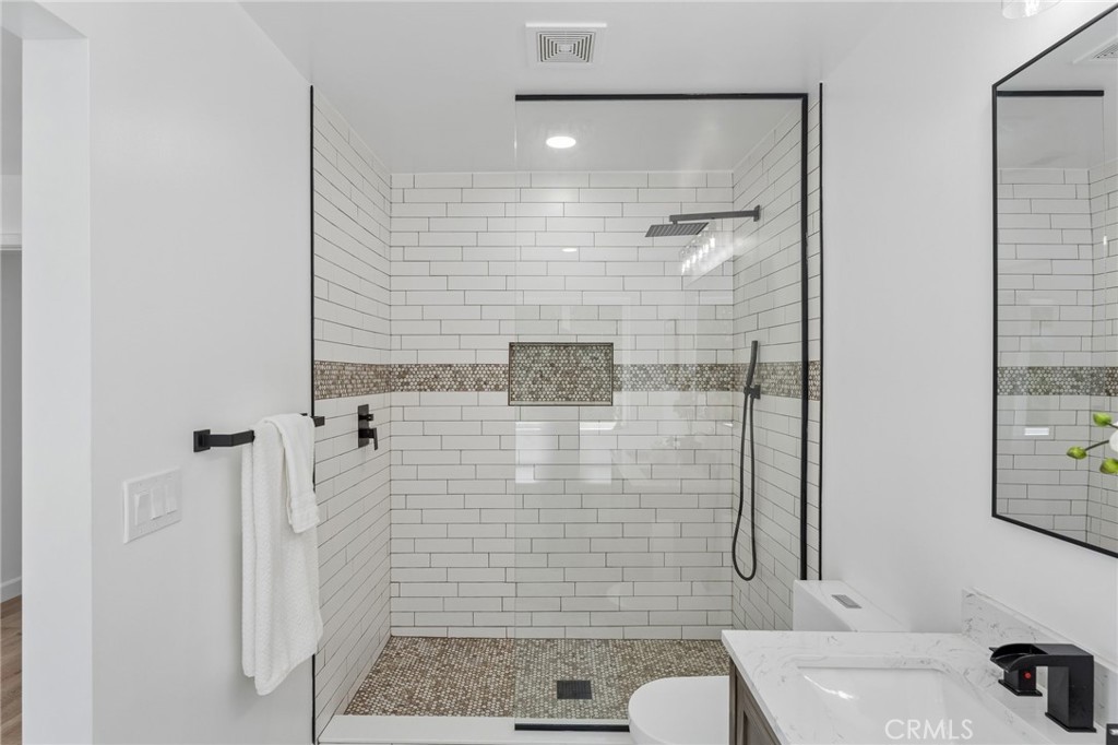 4818 Crestview Property Photo 23