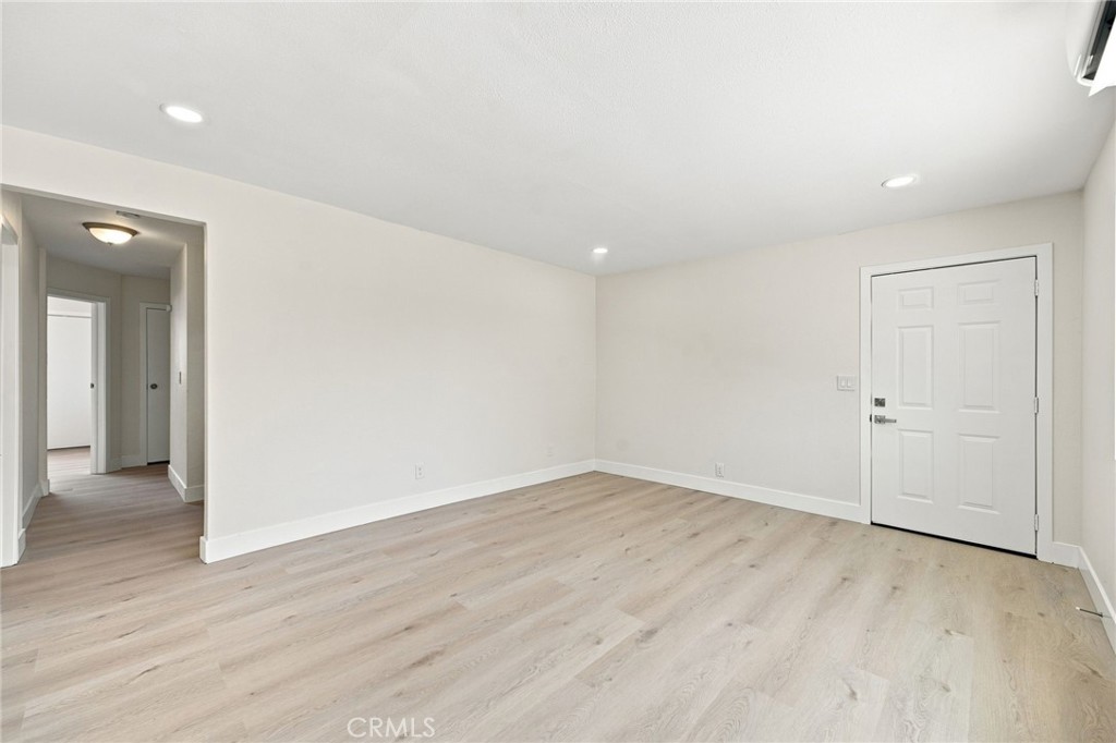 777 Arliss Property Photo 10