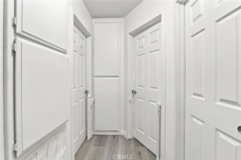 11835 6th Property Photo 10
