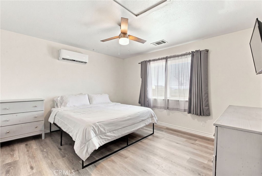 11835 6th Property Photo 12