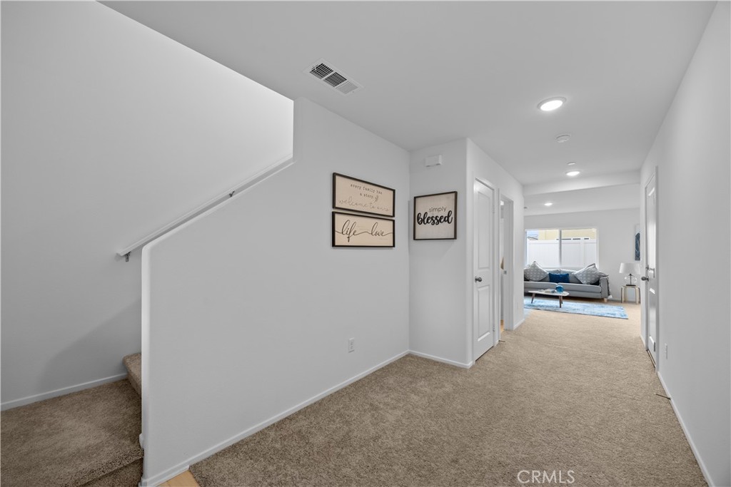 2168 Redwood Lane Property Photo 2