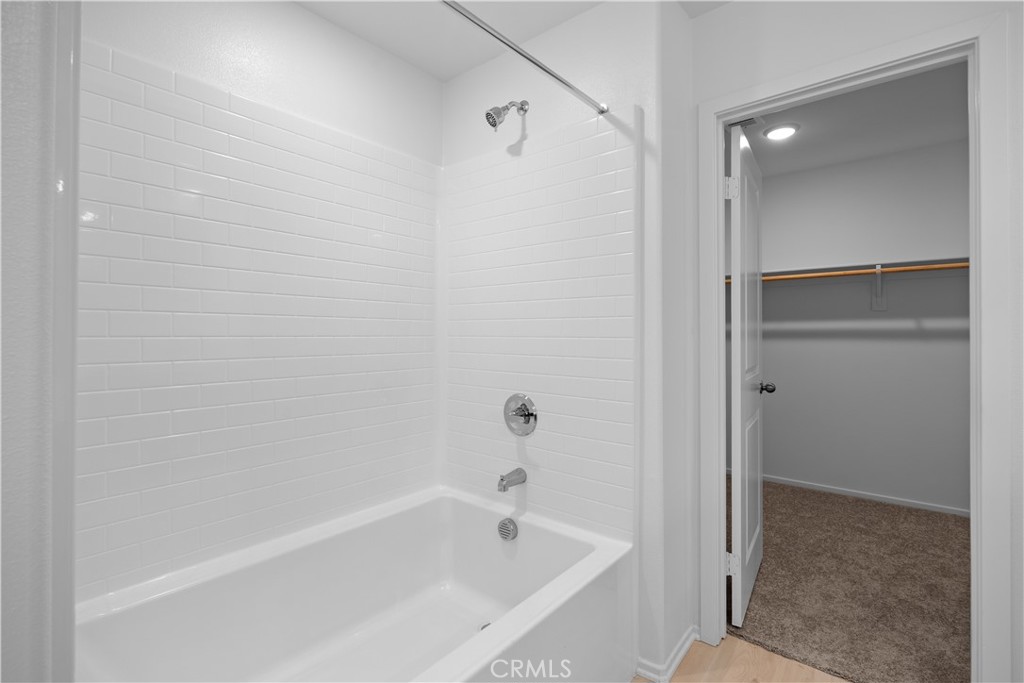 2168 Redwood Lane Property Photo 14