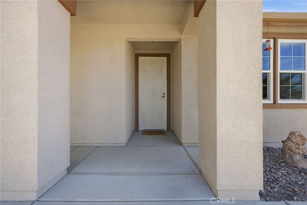 123 Lily Property Photo 6