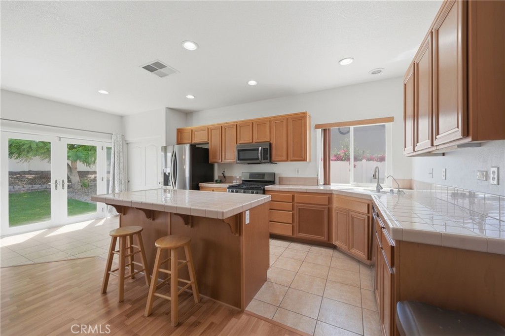 123 Lily Property Photo 12