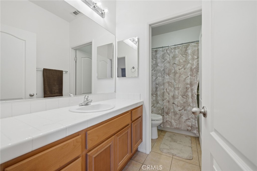123 Lily Property Photo 25