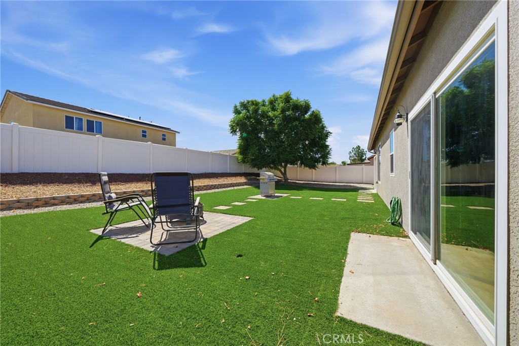 123 Lily Property Photo 30