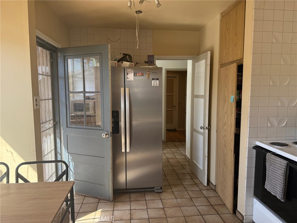 416 Oakdale Drive Property Photo 4