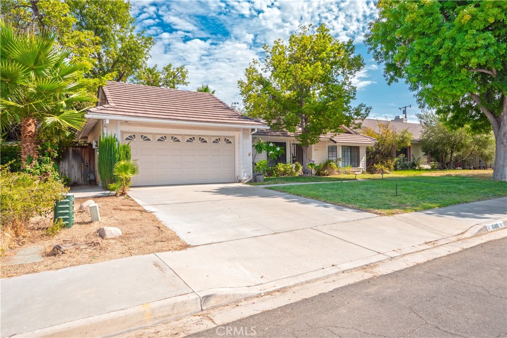 41410 Shadow Mountain Way Property Photo 2