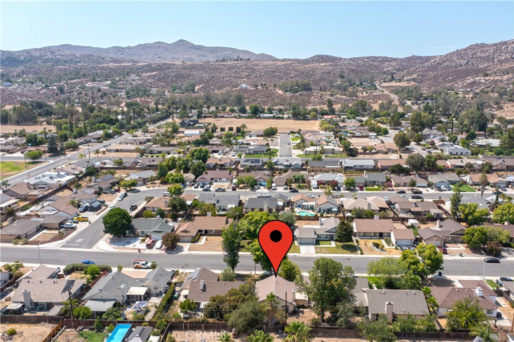 41410 Shadow Mountain Way Property Photo 27