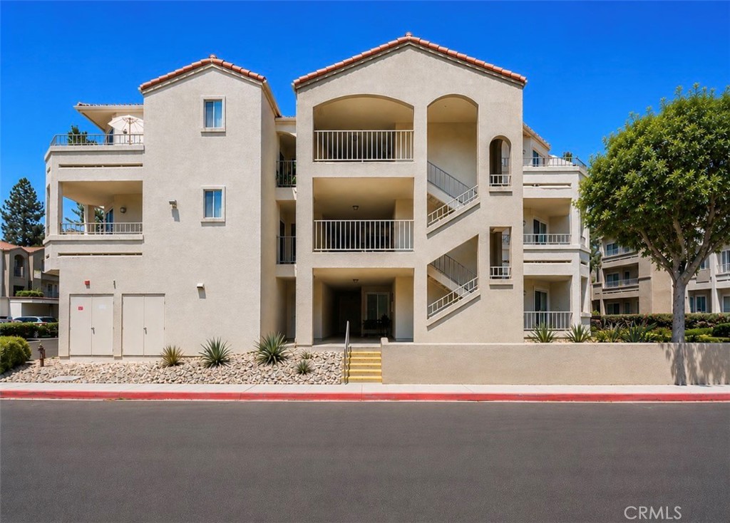 1030 Vista Del Cerro Property Photo 1