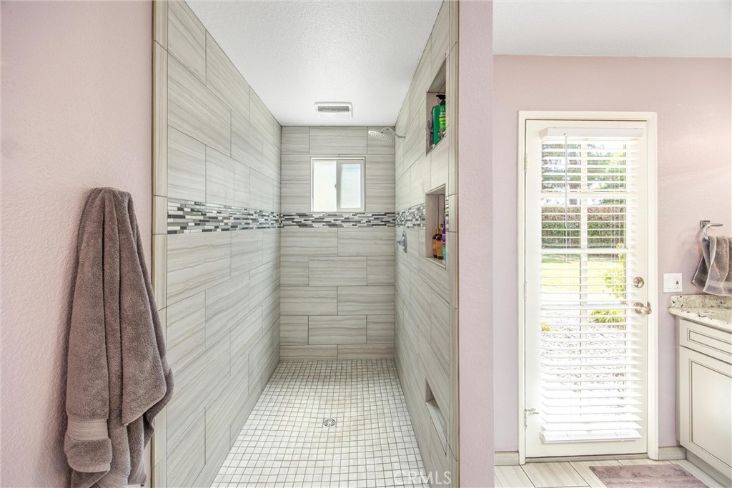 5857 Dora Court Property Photo 33