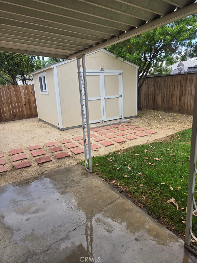 18250 Bonnie Property Photo 23