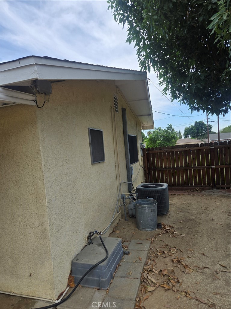 18250 Bonnie Property Photo 25