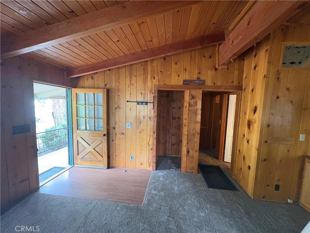 5304 Desert View Property Photo 9