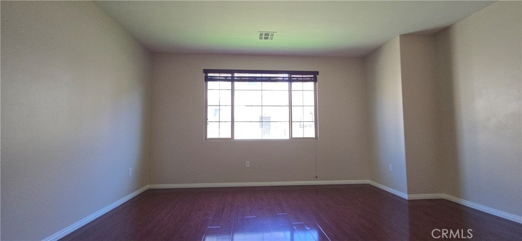 425 Merced Court Property Photo 5