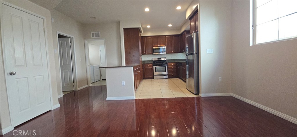425 Merced Court Property Photo 13