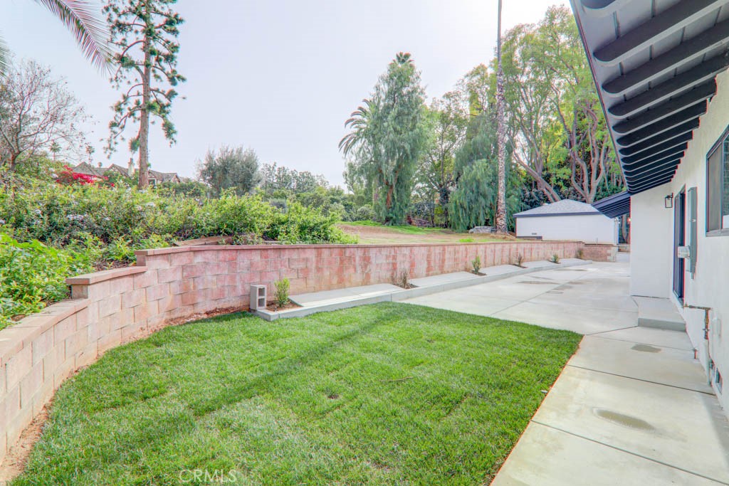 6174 Hawarden Property Photo 35