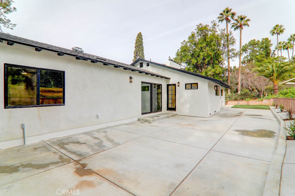 6174 Hawarden Property Photo 37