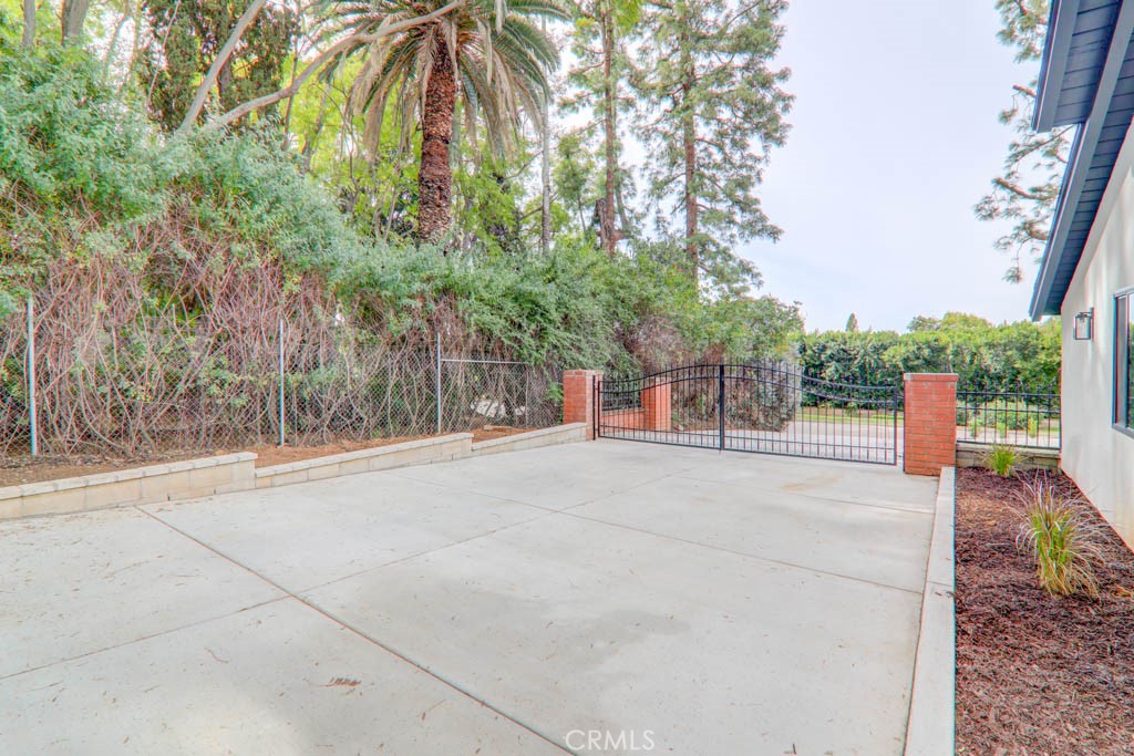 6174 Hawarden Property Photo 42