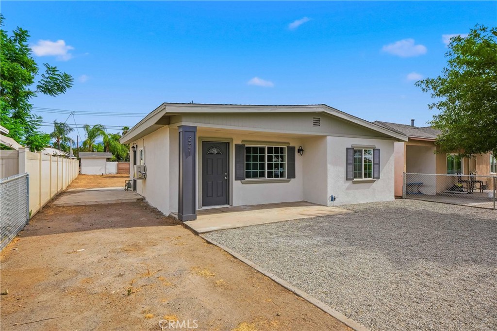 221 Pleasant View Property Photo 1