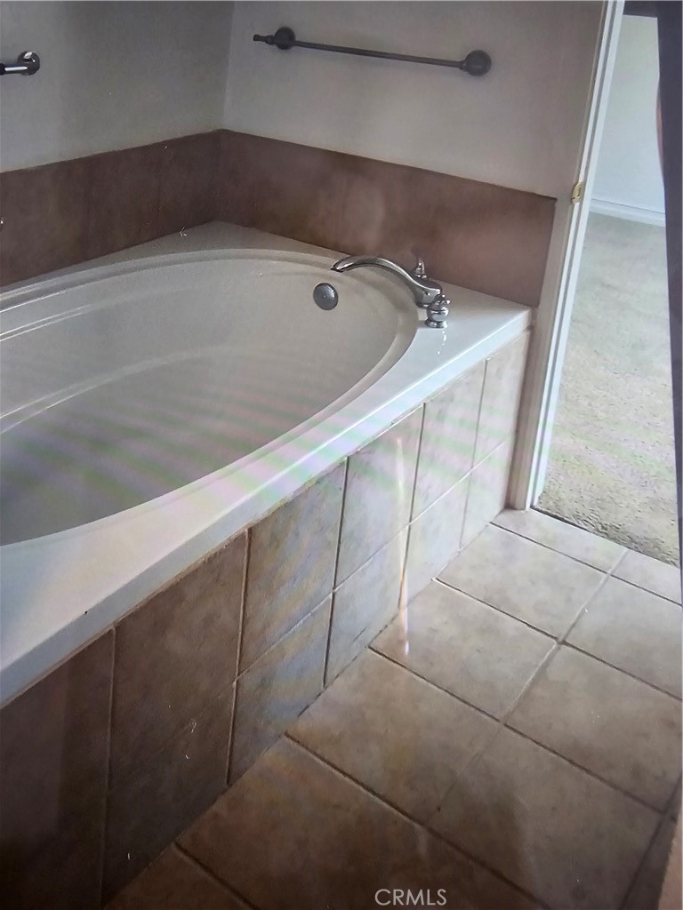 15178 Orchard Hill Property Photo 3
