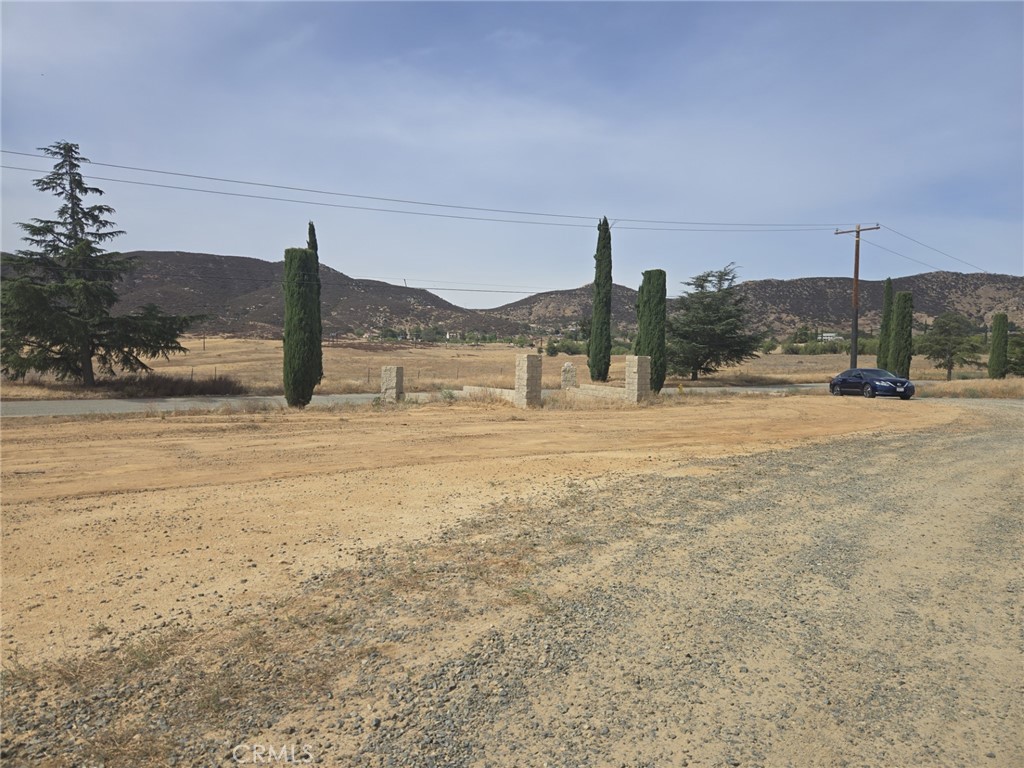 43330 Longhorn Road Property Photo 5